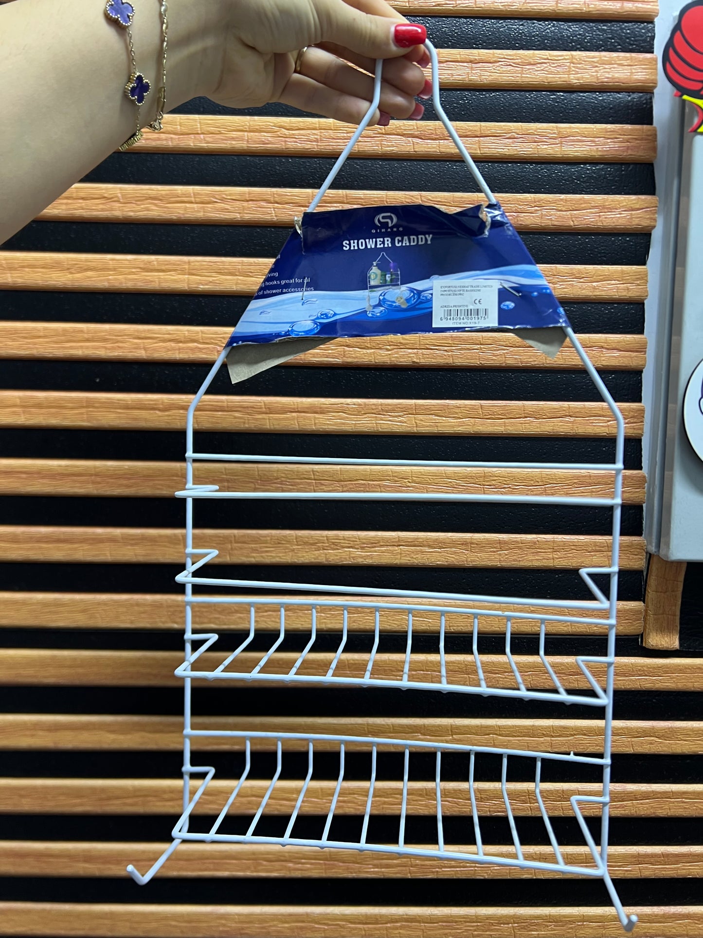 Mbajtëse per detergjendë