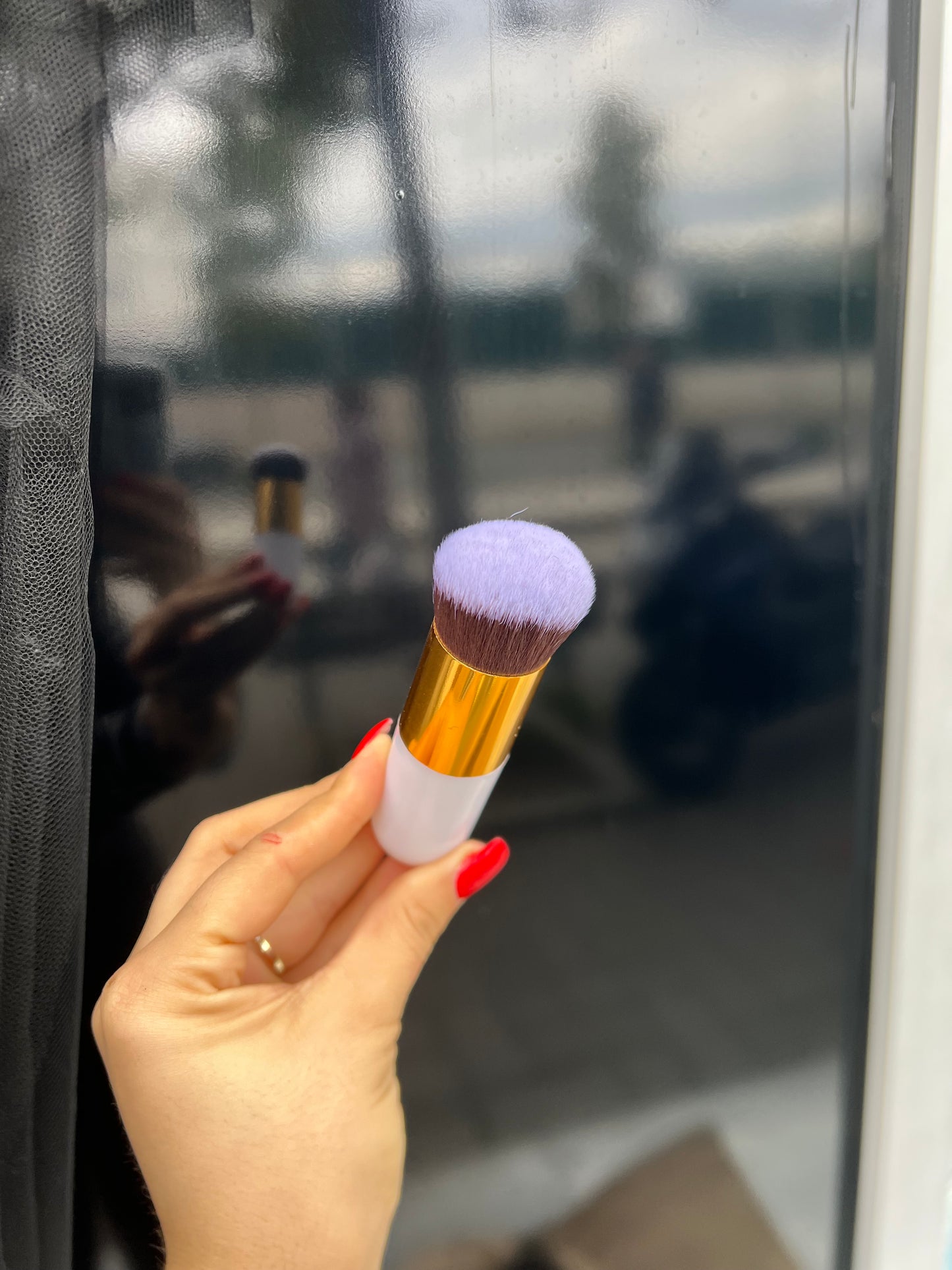 Brush per blush