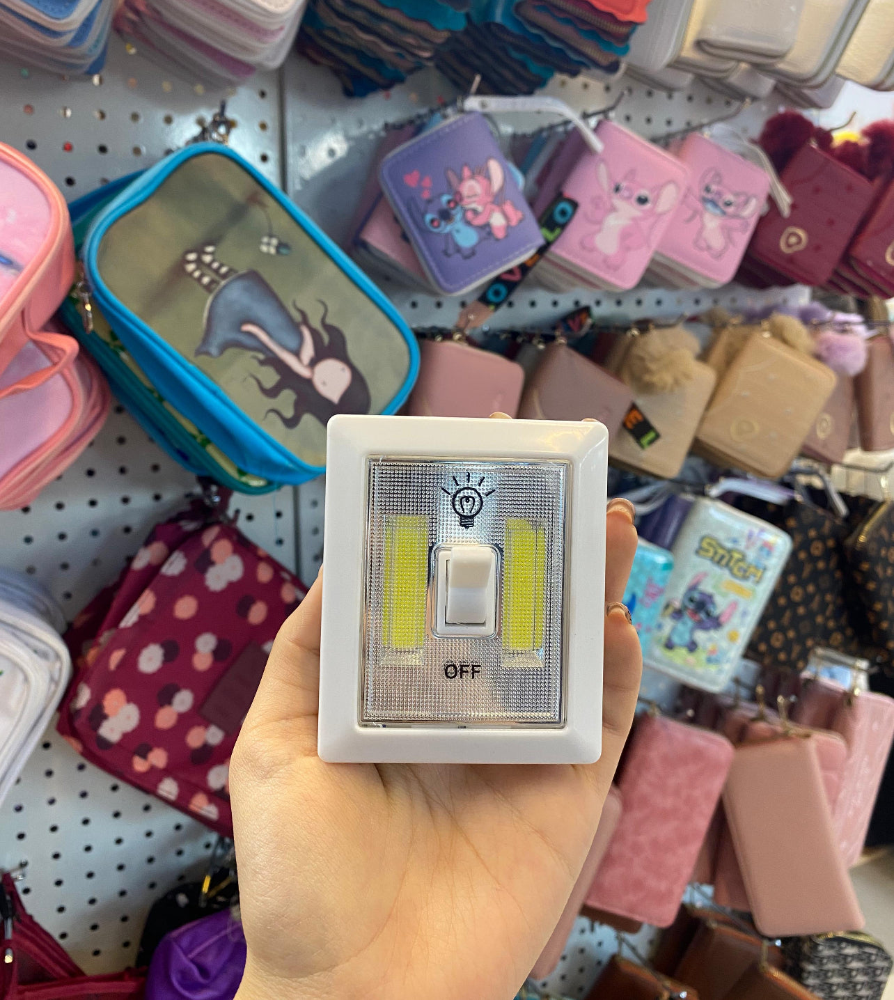 Led ndriçues me çelës