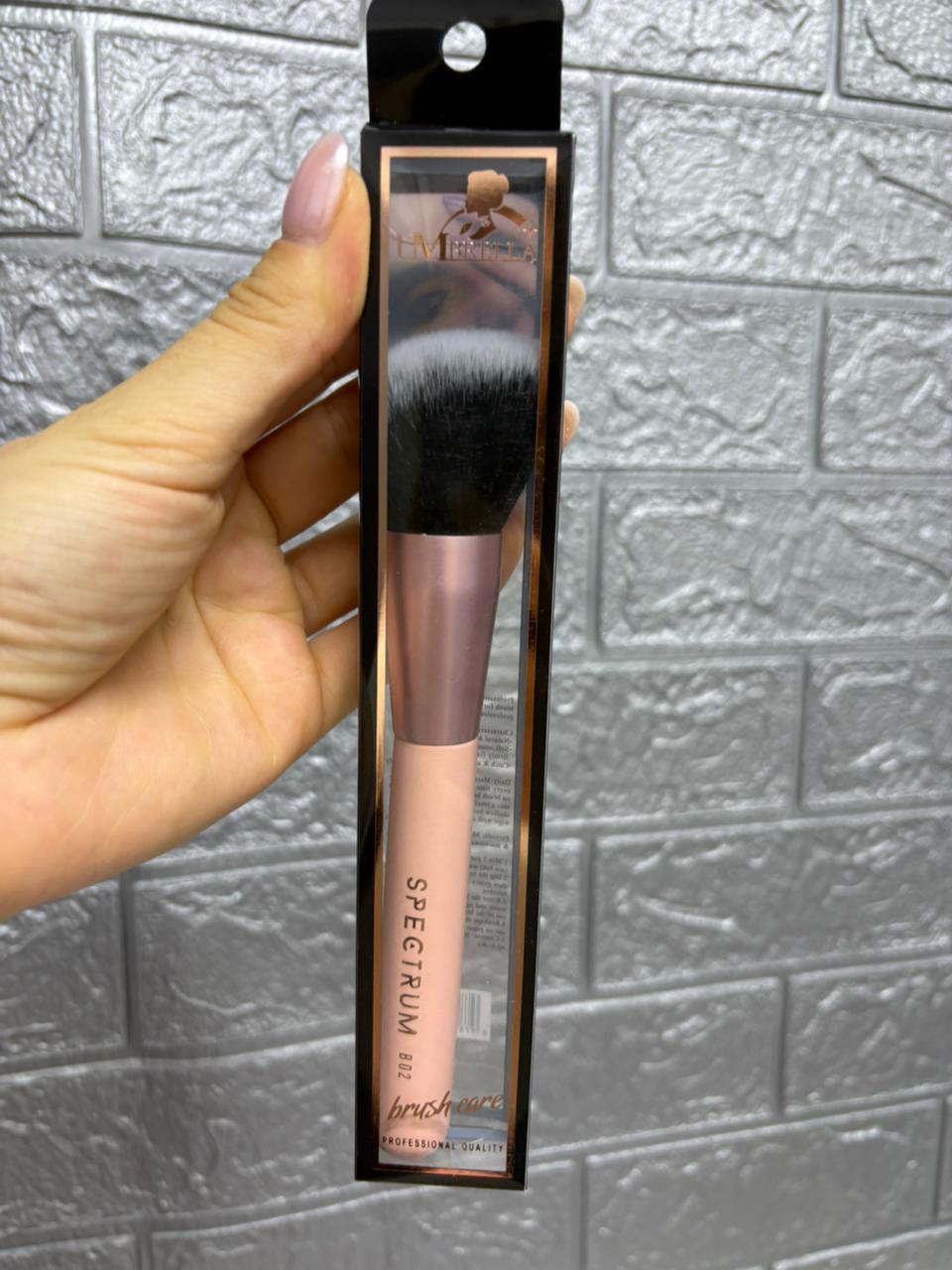 Furcë make up