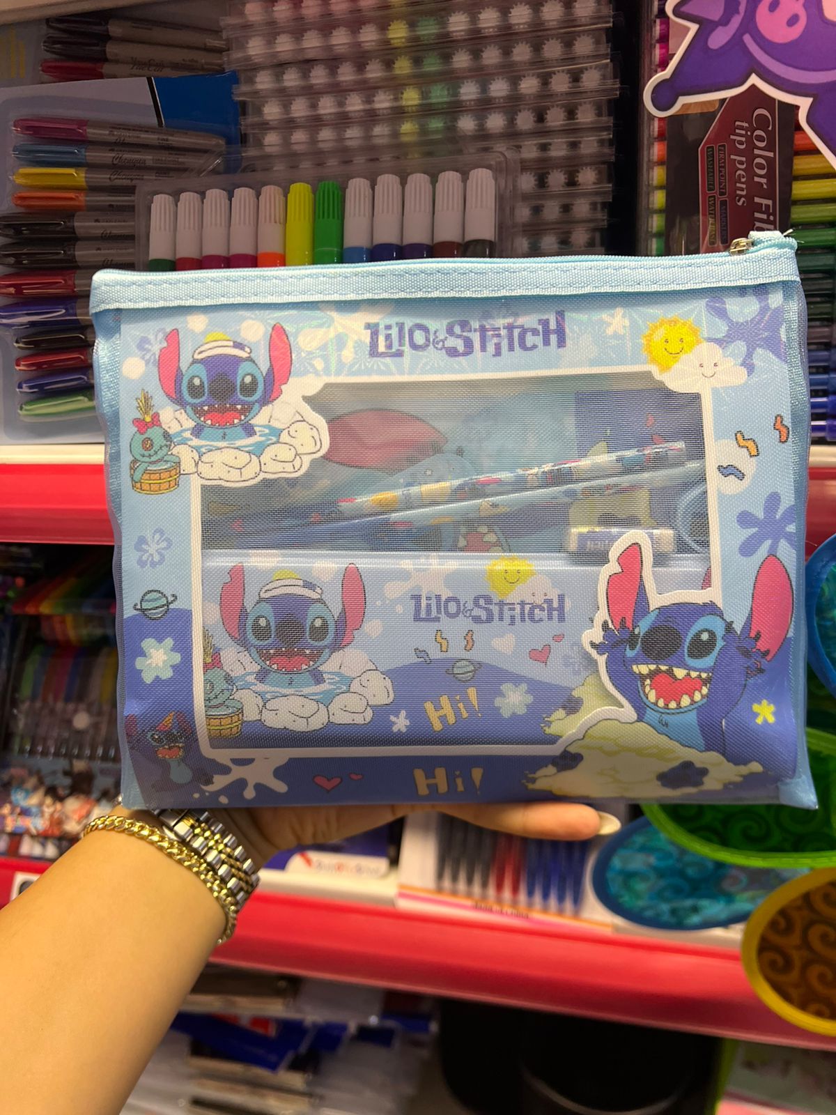 Set cante me mjete shkolle