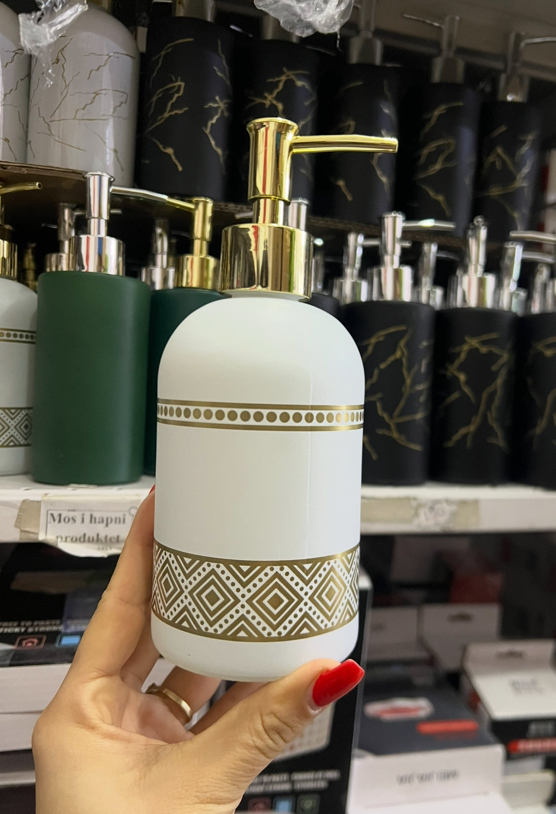 Mbajtese detergjendi