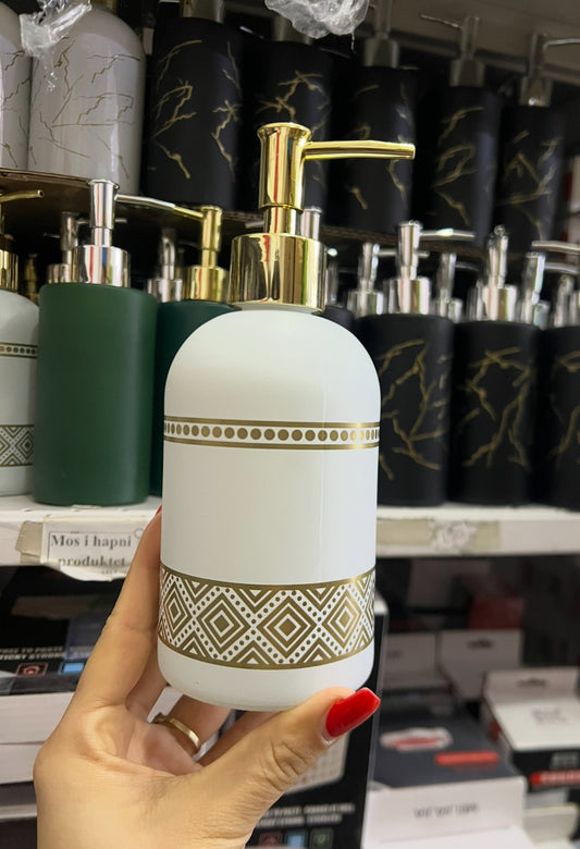 Mbajtese detergjendi